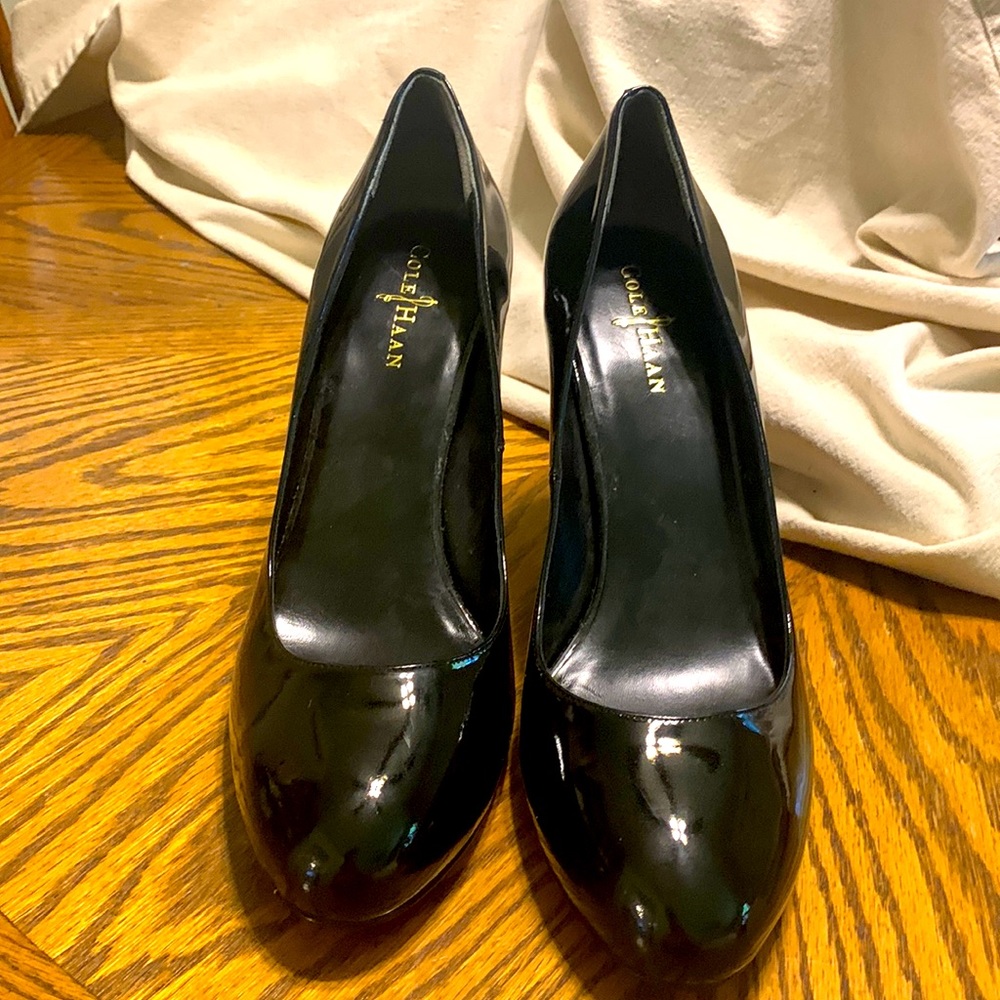 Cole Haan size 11B black patent leather heels. 4”